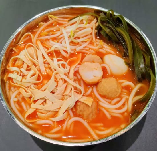 Tomato Rice Noodle (番茄米线)
